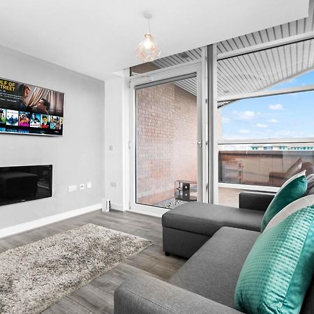 Luxury Stay With Scenic Views Brierley Hill Bagian luar foto