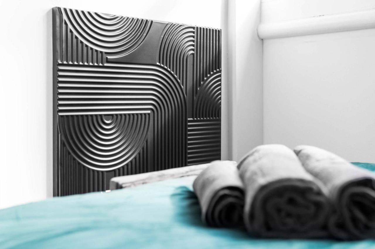 Luxury Stay With Scenic Views Brierley Hill Bagian luar foto