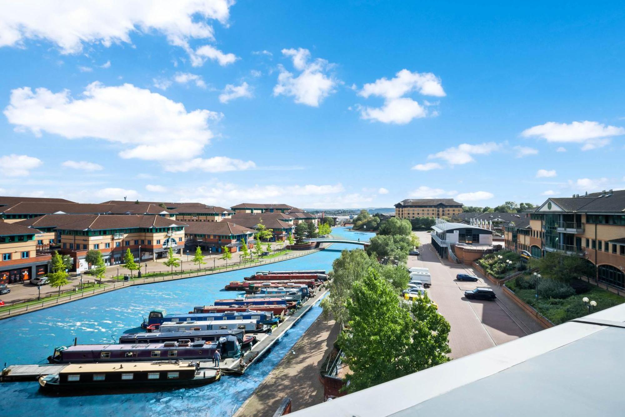 Luxury Stay With Scenic Views Brierley Hill Bagian luar foto